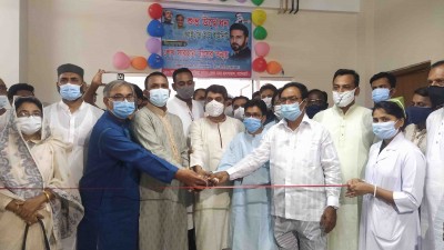বাগেরহাট সদর হাসপাতালে আইসিইউ তিন শয্যা দিলেন শেখ তন্ময় বাগেরহাট সদর হাসপাতালে আইসিইউ তিন শয্যা দিলেন শেখ তন্ময়